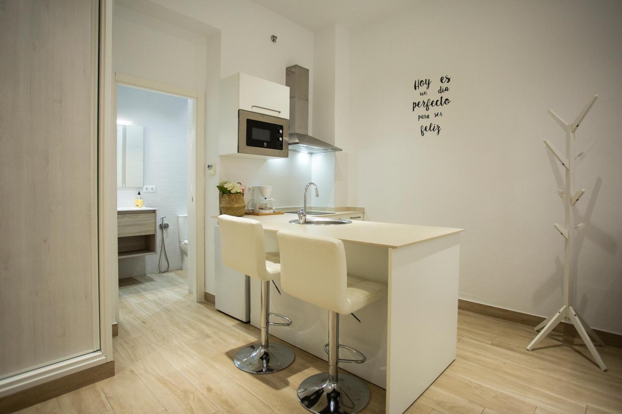 Wish Suite Cervantes Севилья Экстерьер фото