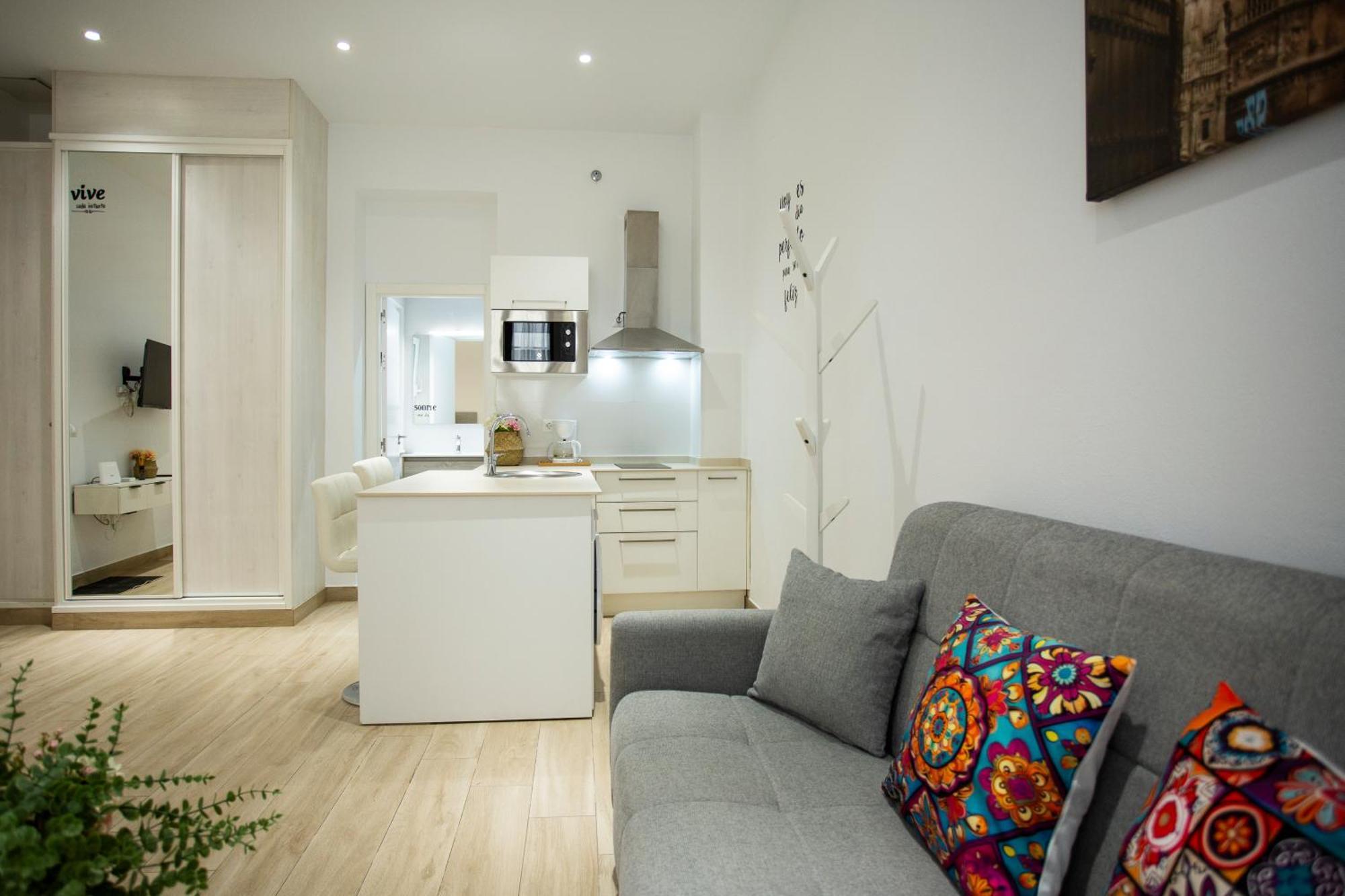 Wish Suite Cervantes Севилья Экстерьер фото